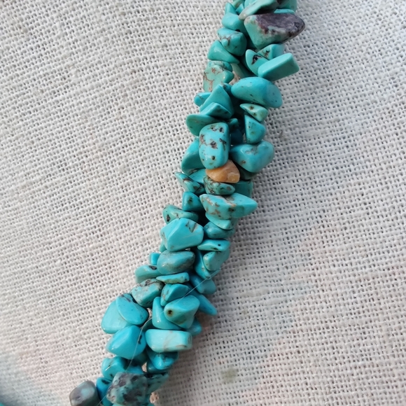 Boho Turquoise stone necklace - Picture 3 of 3